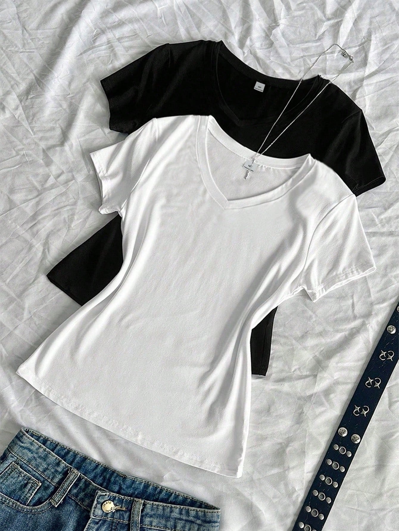V-Neck Top Half Sleeves