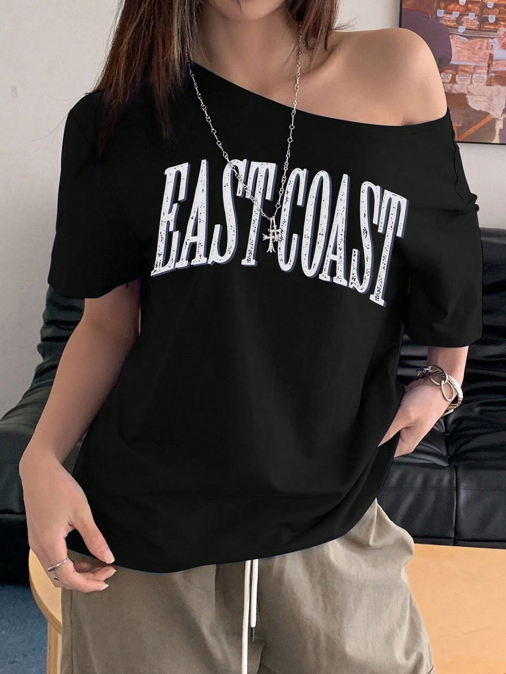 EastCoast Off shoulder Oversized Tee