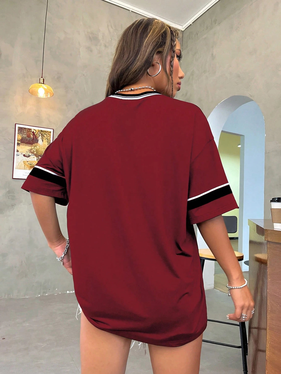 Contrast V-Neck LA 91 Oversized Tee